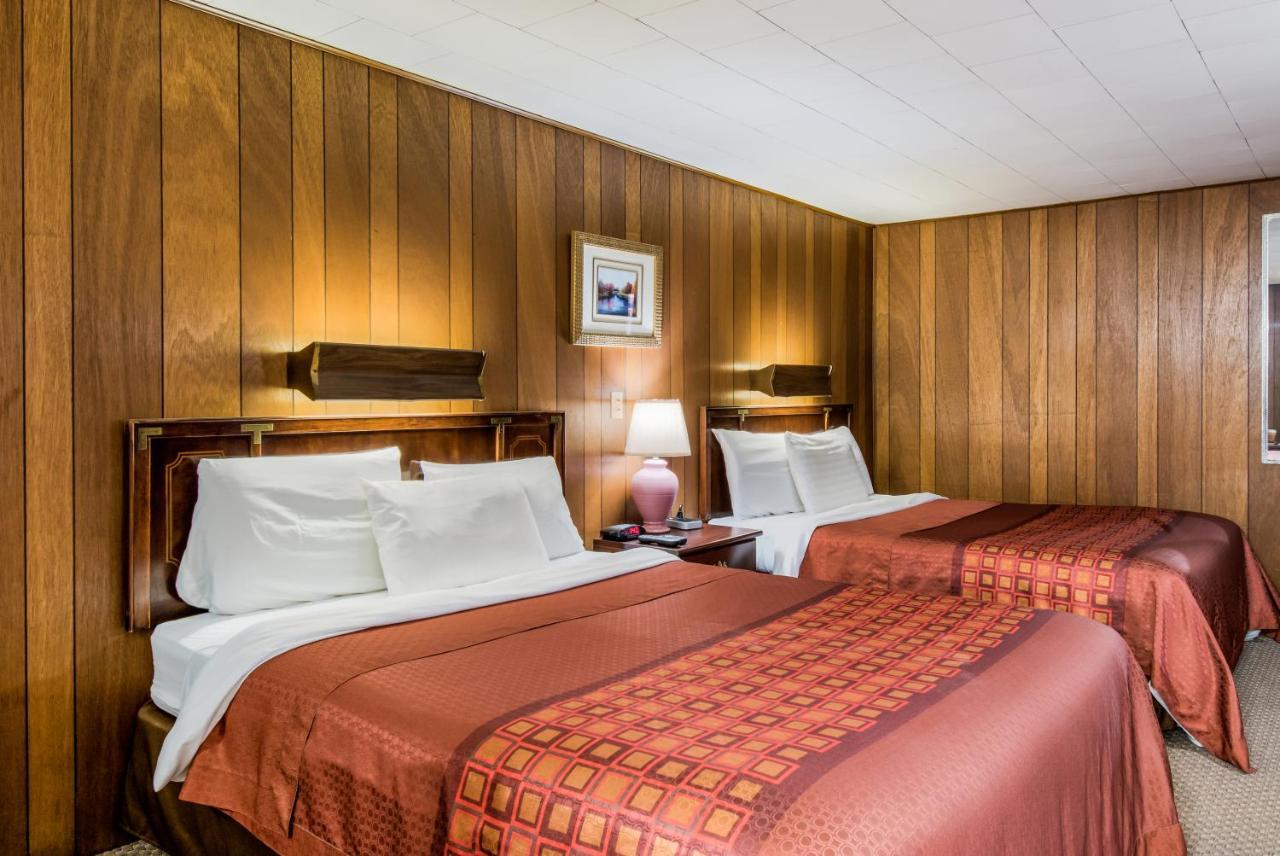 Highland Inn New Cumberland Exteriér fotografie
